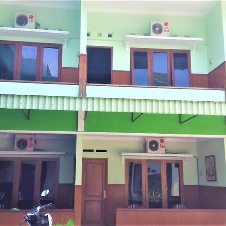 Hotel Mulia Lawean Luaran gambar