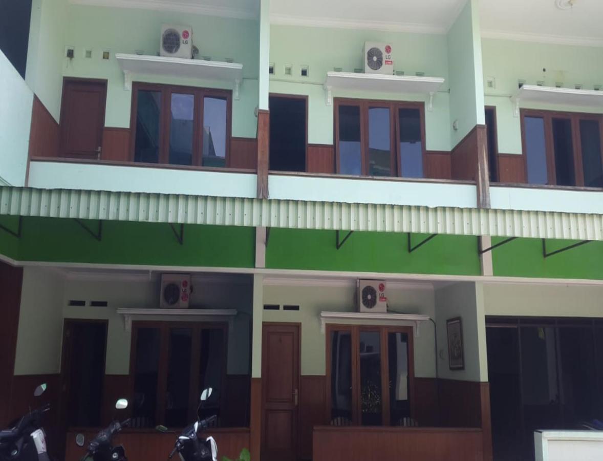 Hotel Mulia Lawean Luaran gambar