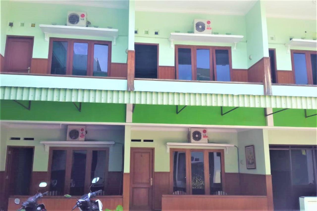 Hotel Mulia Lawean Luaran gambar